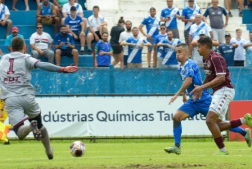 Taubaté leva virada e perde ao fechar a rodada 8