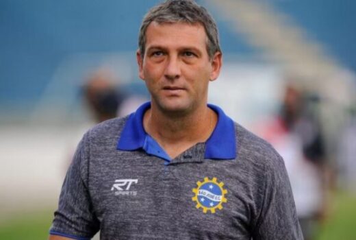 São José recontrata técnico da última conquista 3