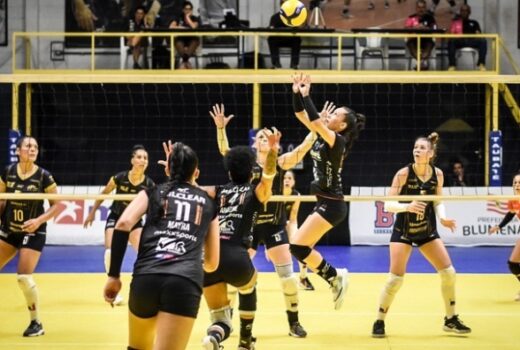 Vôlei Taubaté abre playoff do acesso com vitória 8