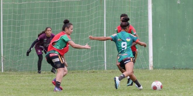 Pinda estreia na temporada do futebol feminino 1