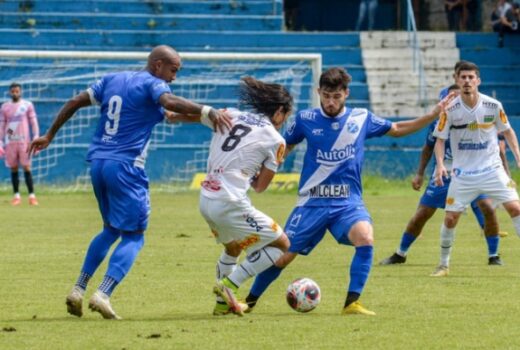 Taubaté perde e amarga eliminação antecipada 7