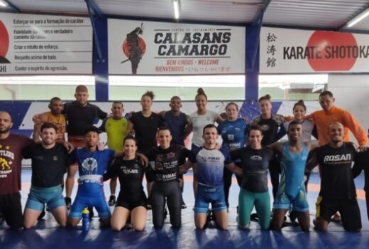 Wrestling tem seleção brasileira treinando em São José 2