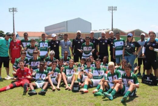 Pinda FC apresenta seus novos times e com convidados 13