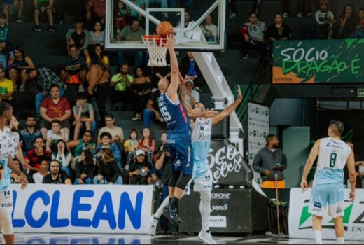São José Basketball vence e jogará desempate 12