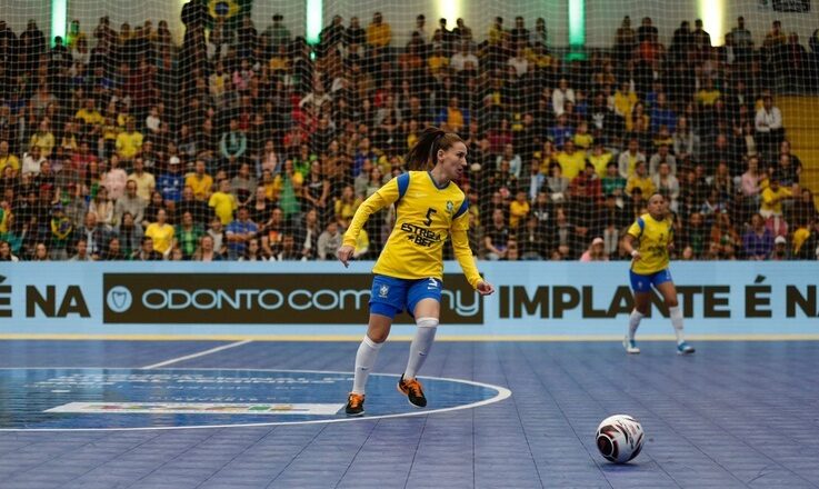 Joseense aproveita chance na Seleção do futsal feminino 1