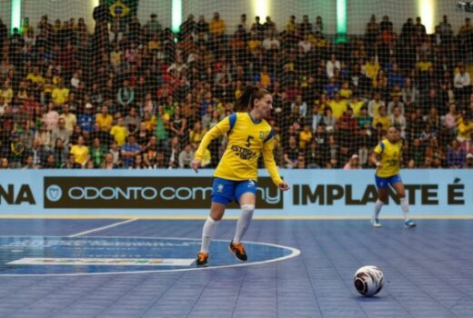 Joseense aproveita chance na Seleção do futsal feminino 8