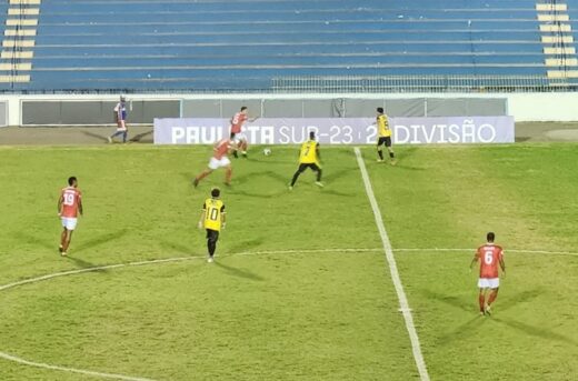 Joseense e Manthiqueira jogam defendendo posições 3