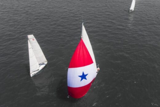 Vela em Ilhabela terá um barco que vem de longe 7