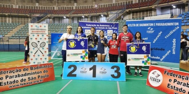 Promessas do badminton joseense comemoram 1