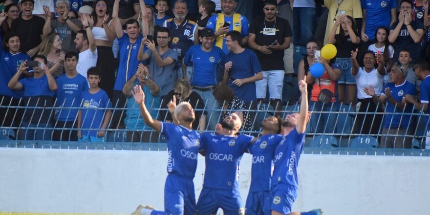 São José vence em casa e inverte vantagem das finais 1