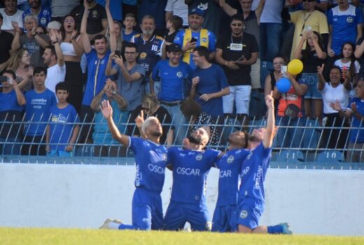 São José vence em casa e inverte vantagem das finais 4