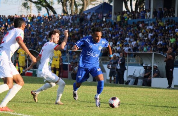 São José vence em casa e inverte vantagem das finais 2