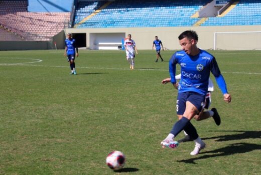 São José ajusta o time para a estreia de domingo 17