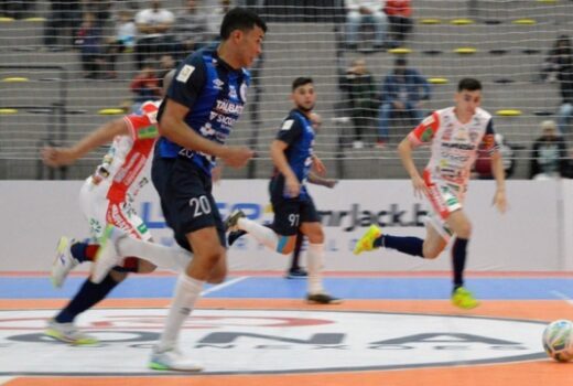 Taubaté Futsal leva virada e São José joga no Paraná 1