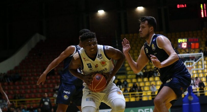 Garotos do basquete joseense fecham fase com vitória 1