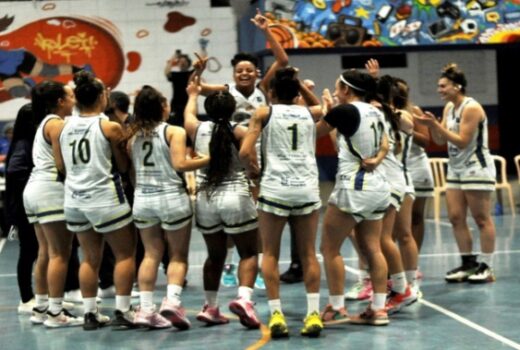 Basquete joseense feminino vence no fim e vai à final 7