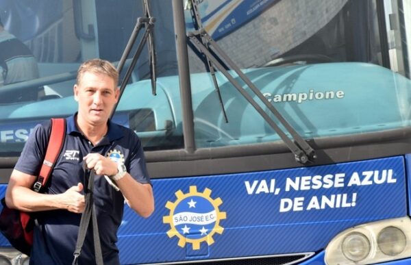 São José tem técnico homenageado e novas camisas 1