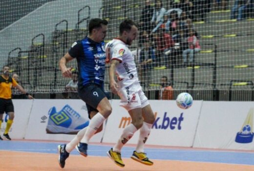 Taubaté Futsal perde e São José joga em Brasília 10