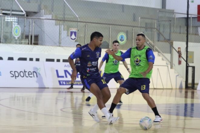 Taubaté Futsal perde e São José joga em Brasília 2