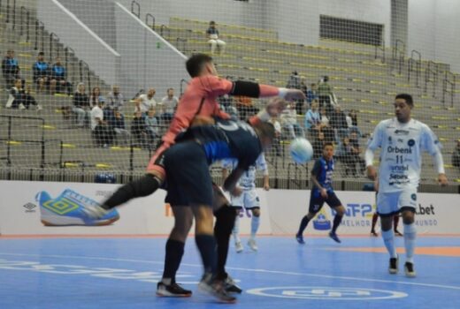 Taubaté Futsal empata e São José vai ao Sul 1