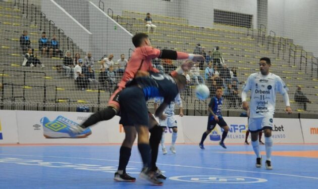 Taubaté Futsal empata e São José vai ao Sul 1