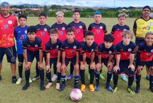 Copa de futebol para menores ainda recebe inscrições 7