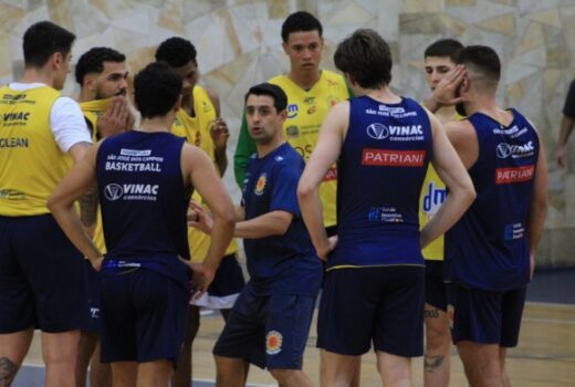 São José Basketball recebe tabela e se apresenta 1