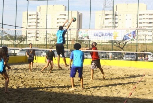 Torneio aberto de vôlei com quatro abre inscrições 4