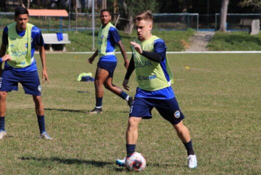 São José reencontra a torcida recebendo a Portuguesa 8