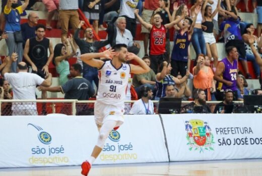 São José Basketball renova contrato de cestinha 9