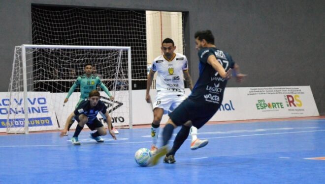 Taubaté perde no final e São José joga de manhã 1