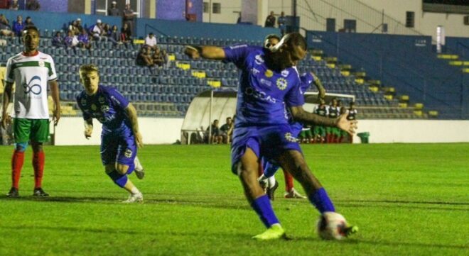 São José aproveita a chance e sobe à vice-liderança 1