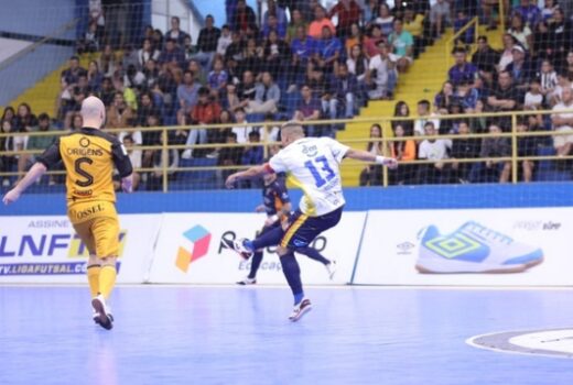 Futsal da região tem noite com empate e derrota 9