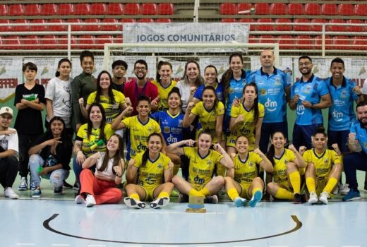 Futsal feminino joseense avança no Brasileiro 12