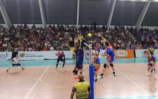Vôlei joseense vence e equilibra campanha 11