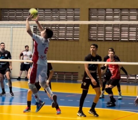 Vôlei da região tem dois times em quartas do sub-21 1