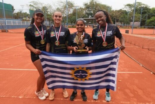 Tênis feminino joseense sub-21 é campeão nos Abertos 1