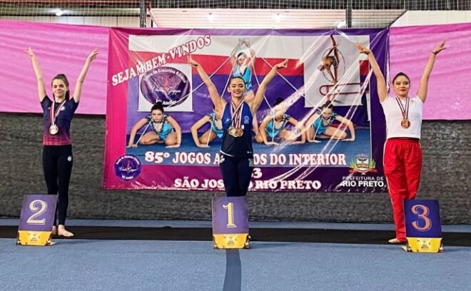 Ginástica rítmica joseense soma pontos nos Abertos 1