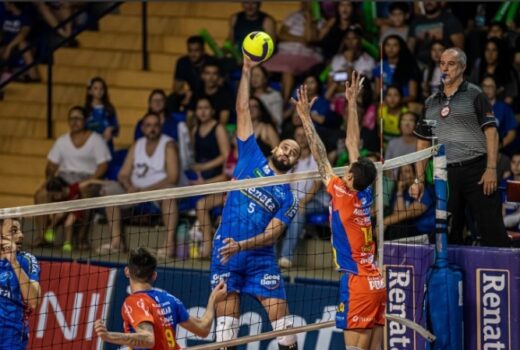 Vôlei joseense vence e fica perto das semifinais 5