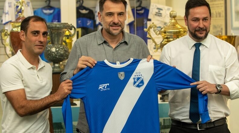 Taubaté apresenta técnico e avança na pré-temporada 1