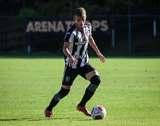 Taubaté acerta retorno de uma das suas revelações 3