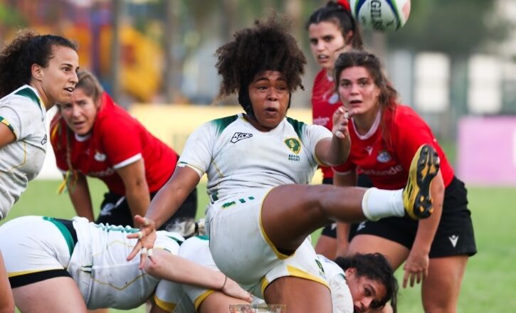 Rugby feminino brasileiro comemora vitória histórica 1