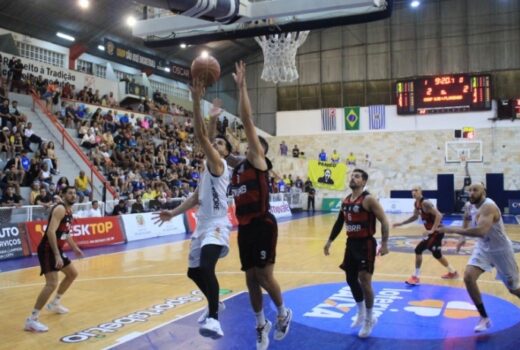 São José Basketball vence o Flamengo com imposição 4