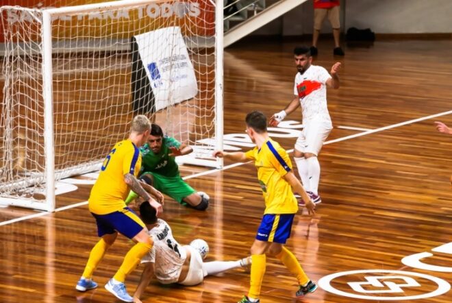 Japão e Irã comemoram título no Mundial em São José 2