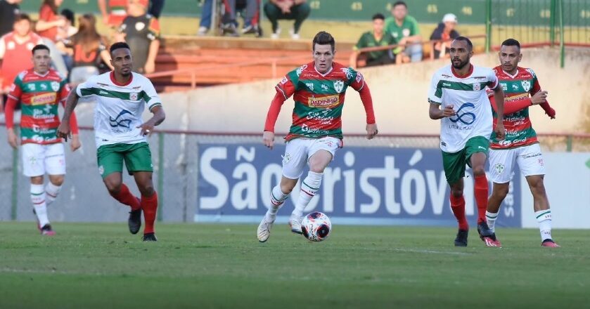 Volante já veio da Portuguesa para o São José 1