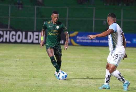 Taubaté anuncia atacante que estava no Equador 7