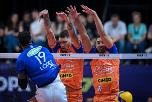 Vôlei joseense vence Cruzeiro e festeja Supercopa 9