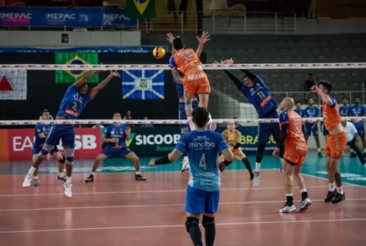 Vôlei josesnse vence e passa a ter a maior pontuação 8