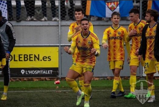 Taubaté anuncia atacante que esteve na Espanha 13