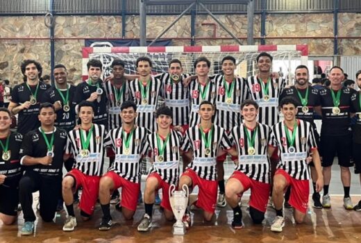 Handebol joseense comemora resultados na base 13